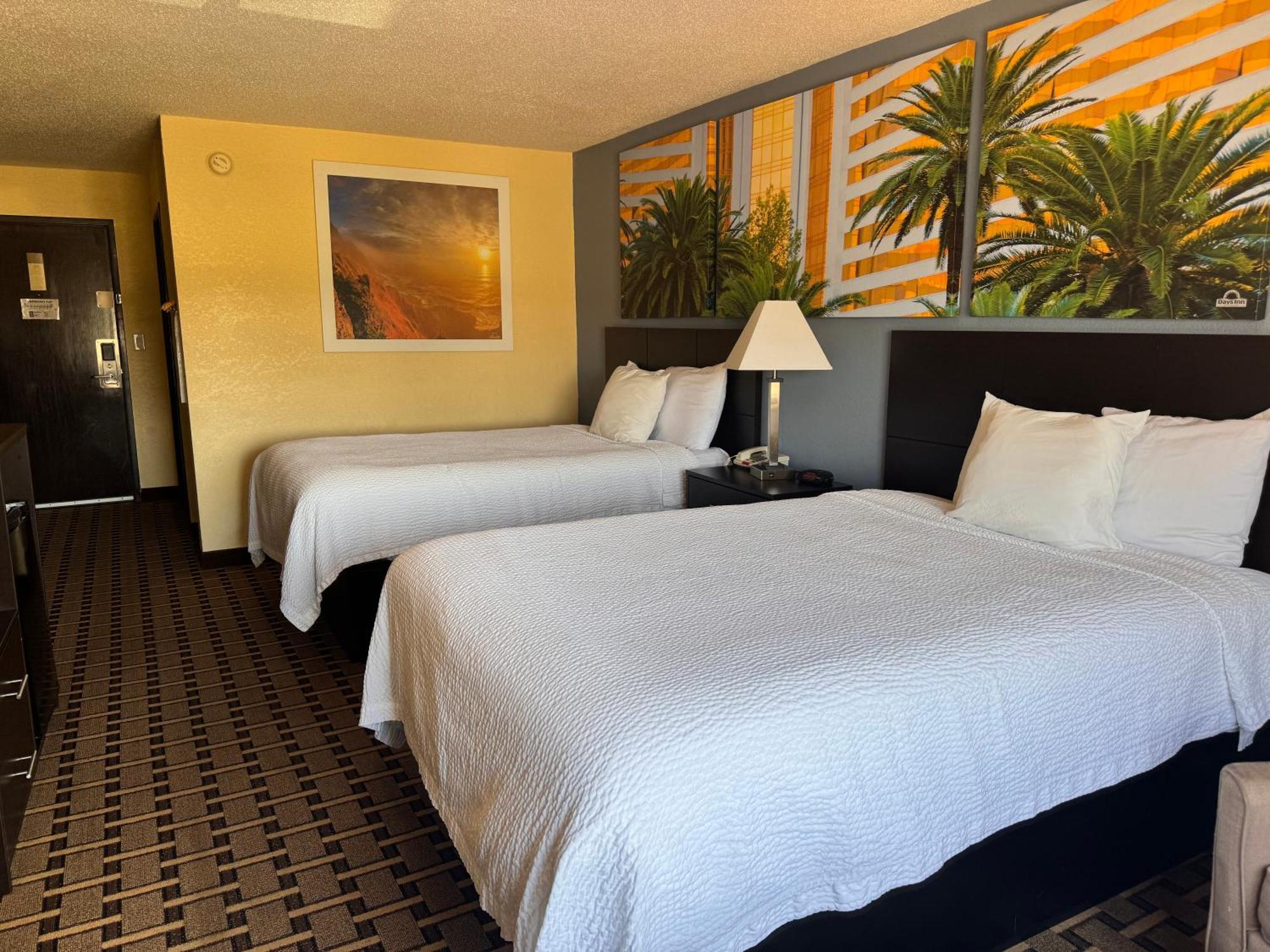 Days Inn By Wyndham Mauldin/Greenville Eksteriør billede