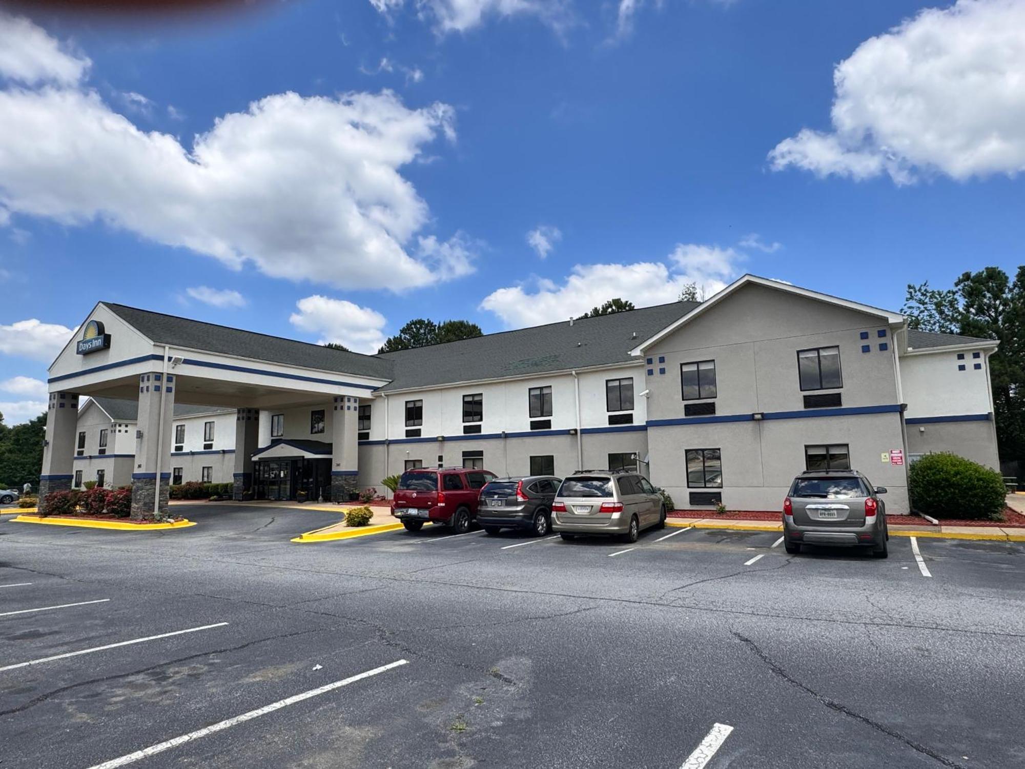 Days Inn By Wyndham Mauldin/Greenville Eksteriør billede
