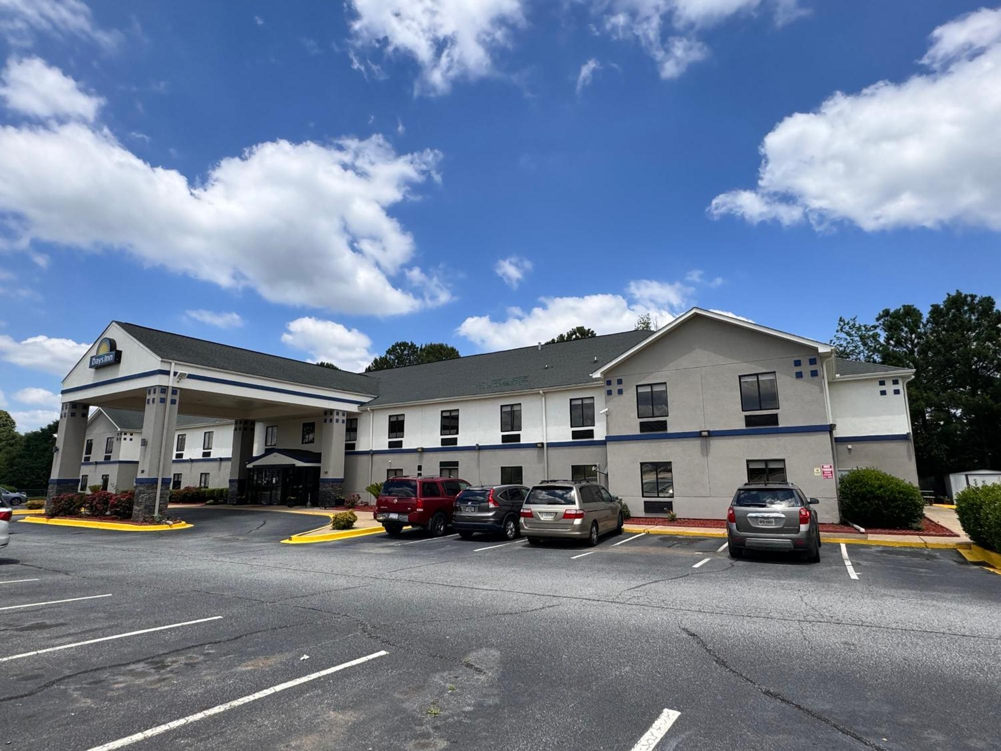 Days Inn By Wyndham Mauldin/Greenville Eksteriør billede